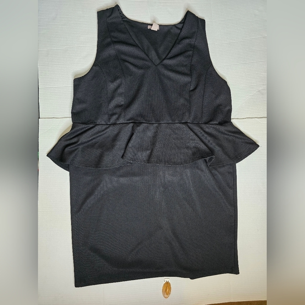 H&M Sleeveless Peplum Dress
